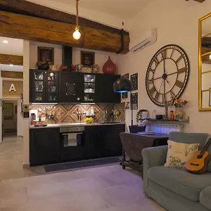 Mimma's Ground Floor Apartment