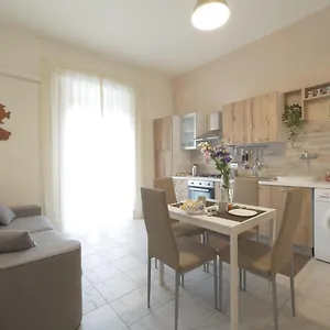 https://le-dimore-del-duomo.catania-hotels.net